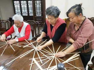 “巴蜀竹艺(全龄段) 竹编手工进社区”公益活动顺利举行